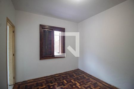 Sala 2 de apartamento à venda com 2 quartos, 71m² em Medianeira, Porto Alegre