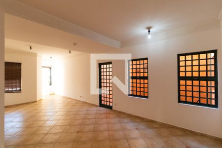 Sala de casa para alugar com 3 quartos, 257m² em Taquaral, Campinas