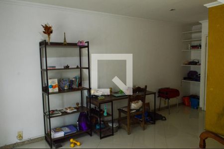 Sala de casa de condomínio à venda com 3 quartos, 121m² em Curicica, Rio de Janeiro