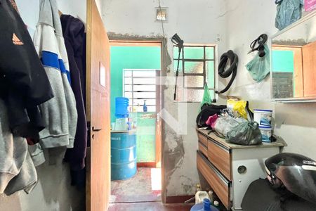 Banheiro de casa para alugar com 2 quartos, 280m² em Jardim Itacolomi, São Paulo