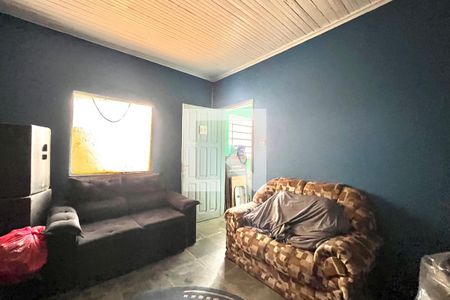 Sala de casa para alugar com 2 quartos, 280m² em Jardim Itacolomi, São Paulo