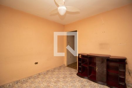 Sala de casa à venda com 3 quartos, 125m² em Jardim Monjolo, São Paulo