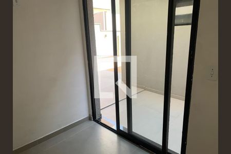 Escritório de casa de condomínio para alugar com 3 quartos, 380m² em Aruã, Mogi das Cruzes