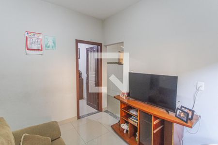 Sala 3 de casa à venda com 6 quartos, 396m² em Esplanada, Belo Horizonte