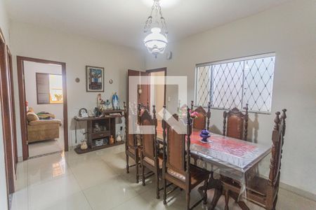 Sala 2 de casa à venda com 6 quartos, 396m² em Esplanada, Belo Horizonte