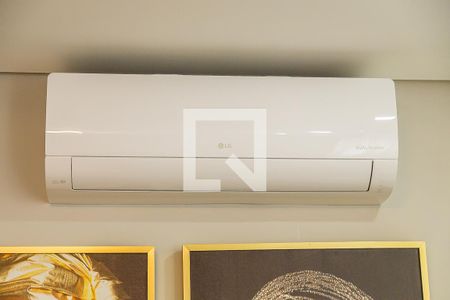 Sala de casa à venda com 3 quartos, 150m² em Parque Jabaquara, São Paulo