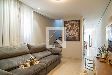 Sala de casa à venda com 3 quartos, 150m² em Parque Jabaquara, São Paulo