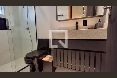 Banheiro de apartamento para alugar com 1 quarto, 200m² em Morro das Pedras, Florianópolis