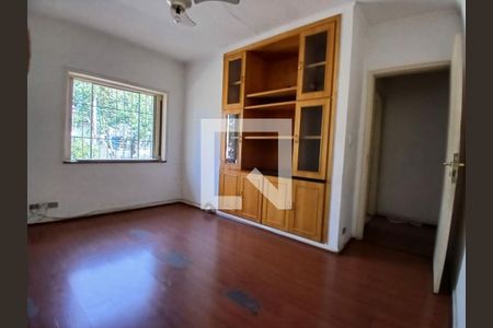 Casa à venda com 3 quartos, 180m² em Vila Cordeiro, São Paulo