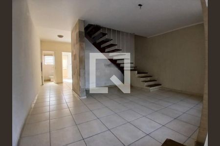 Casa à venda com 3 quartos, 180m² em Vila Cordeiro, São Paulo