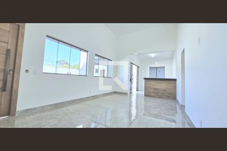 Sala de casa à venda com 3 quartos, 158m² em Lundcéia, Lagoa Santa