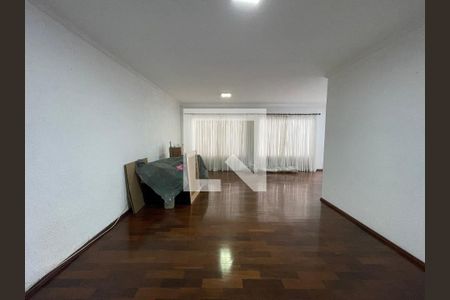 Sala de casa para alugar com 5 quartos, 270m² em Vila Albano, São Paulo