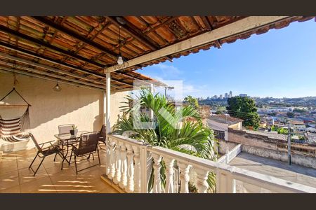 Varanda da Sala de casa à venda com 3 quartos, 360m² em Bom Jesus, Belo Horizonte