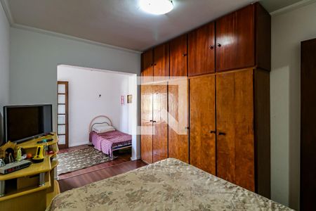 Quarto de casa para alugar com 2 quartos, 120m² em Jardim Ester Yolanda, São Paulo