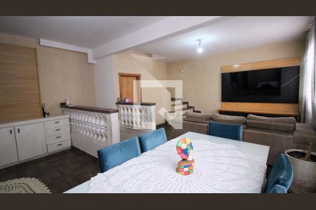 Sala (superior) de casa à venda com 3 quartos, 150m² em Vila Nova York, São Paulo