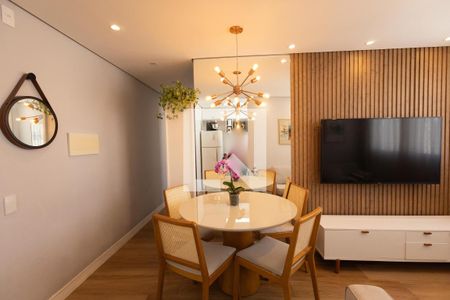 Sala de apartamento à venda com 2 quartos, 44m² em Usina Piratininga, São Paulo