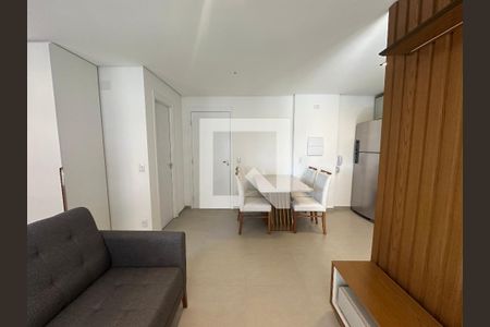 Sala de apartamento para alugar com 1 quarto, 41m² em Empresarial 18 do Forte, Barueri