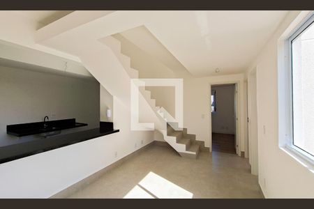 Sala de apartamento para alugar com 2 quartos, 108m² em Santa Efigênia, Belo Horizonte