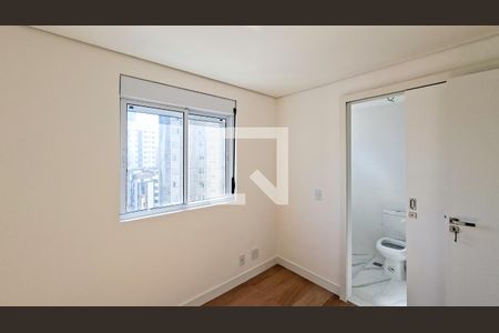 Suíte de apartamento para alugar com 2 quartos, 108m² em Santa Efigênia, Belo Horizonte
