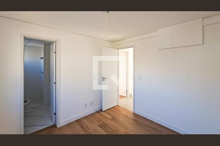 Quarto de apartamento para alugar com 2 quartos, 108m² em Santa Efigênia, Belo Horizonte