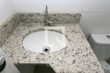 Banheiro de apartamento à venda com 1 quarto, 41m² em Penha de França, São Paulo