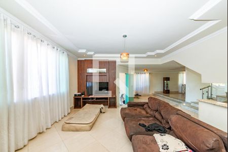Sala 1 de casa à venda com 4 quartos, 343m² em Cabral, Contagem