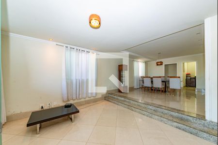 Sala 2 de casa à venda com 4 quartos, 343m² em Cabral, Contagem