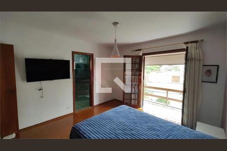 Casa à venda com 4 quartos, 211m² em Jardim Guarapiranga, São Paulo