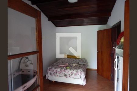 Casa à venda com 6 quartos, 450m² em Interlagos, São Paulo