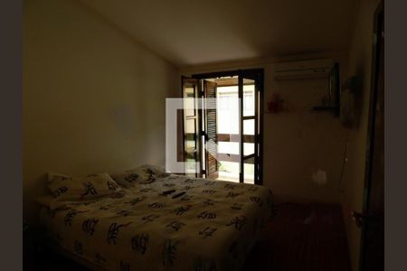 Casa à venda com 6 quartos, 450m² em Interlagos, São Paulo