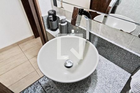 Lavabo de casa à venda com 3 quartos, 270m² em Jardim Monte Alegre, São Paulo