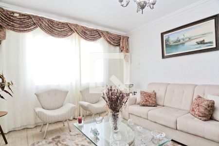 Sala de casa à venda com 3 quartos, 270m² em Jardim Monte Alegre, São Paulo