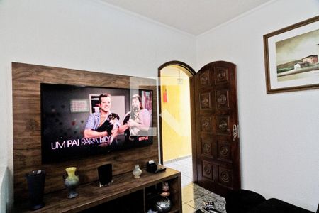 Sala de TV de casa à venda com 3 quartos, 270m² em Jardim Monte Alegre, São Paulo