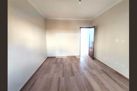 Casa à venda com 3 quartos, 125m² em São Lucas, São Paulo