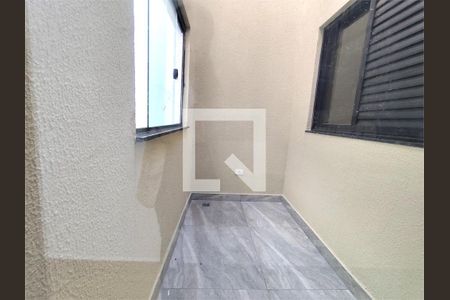 Casa à venda com 3 quartos, 125m² em São Lucas, São Paulo