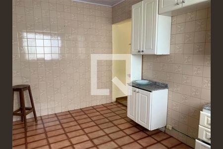 Casa à venda com 4 quartos, 174m² em Vila Guarani, São Paulo