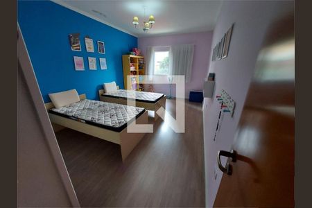 Casa à venda com 4 quartos, 247m² em Vila Lais, São Paulo