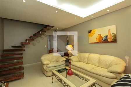 Casa à venda com 2 quartos, 108m² em Jardim Internacional, São Paulo