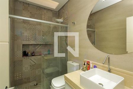 Casa à venda com 2 quartos, 108m² em Jardim Internacional, São Paulo