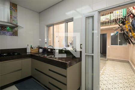 Casa à venda com 2 quartos, 108m² em Jardim Internacional, São Paulo