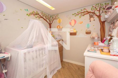 Casa à venda com 2 quartos, 108m² em Jardim Internacional, São Paulo