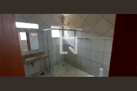 Casa à venda com 3 quartos, 334m² em Chácara Monte Alegre, São Paulo