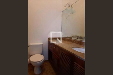 Casa à venda com 4 quartos, 450m² em Interlagos, São Paulo