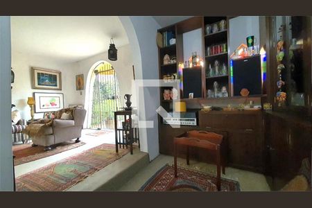 Casa à venda com 4 quartos, 433m² em Granja Julieta, São Paulo