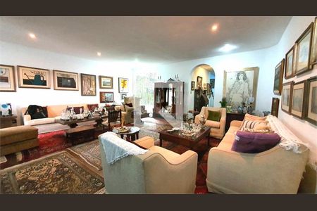 Casa à venda com 4 quartos, 433m² em Granja Julieta, São Paulo