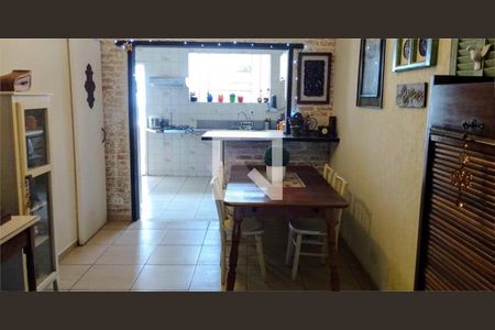 Casa à venda com 2 quartos, 130m² em Vila Anhanguera, São Paulo