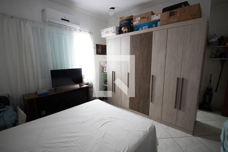 Suíte 1 de casa para alugar com 3 quartos, 450m² em Cidade Ocian, Praia Grande