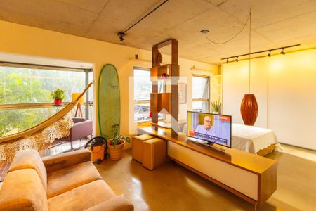 Sala de Tv de apartamento à venda com 1 quarto, 104m² em Santo Amaro, São Paulo
