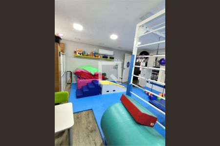 Casa à venda com 3 quartos, 225m² em Vila Feliz, São Paulo