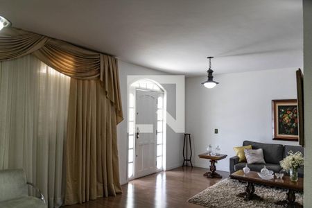 Sala 1 de casa à venda com 4 quartos, 300m² em Caiçara-adelaide, Belo Horizonte